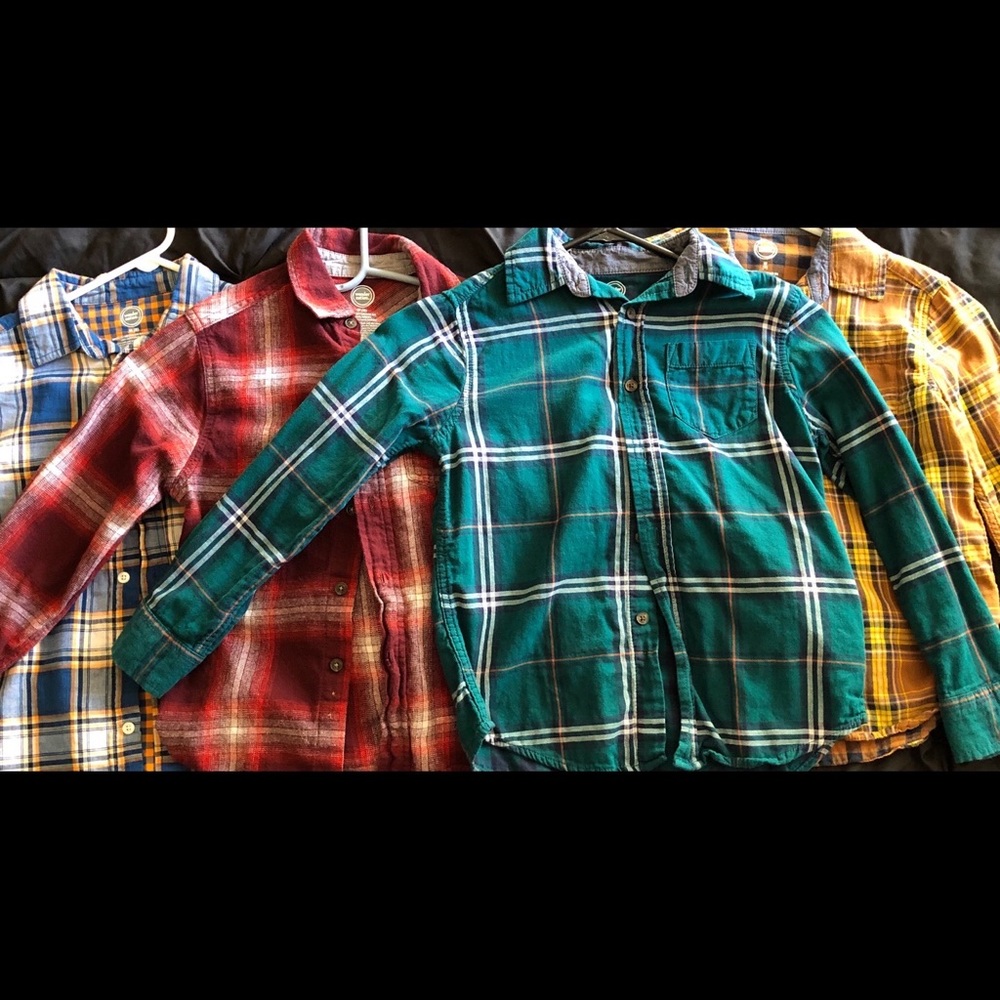 Lot of 4 boys Wonder Nation button up shirts